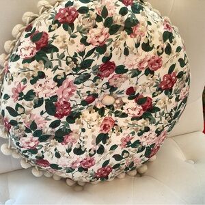 Beautiful handcrafted pillow by Neiman Marcus never used